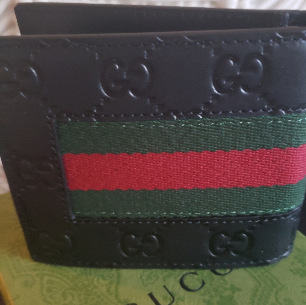 Gucci wallet